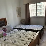 Pitangueiras 1 Quarto C/Garagem